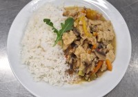 Proteinove-nudlicky-se-zeleninou-jasminova-ryze