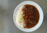 Vídeňská roštěná, dušená rýže